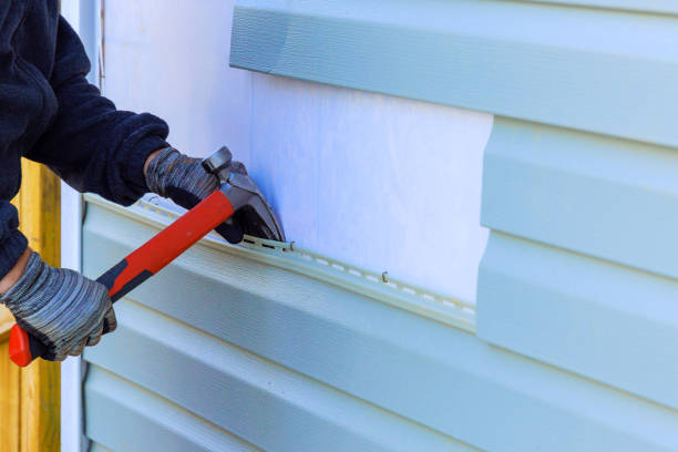 Reliable Emergency Siding Repair contractor in Williston, FL by Creative Siding